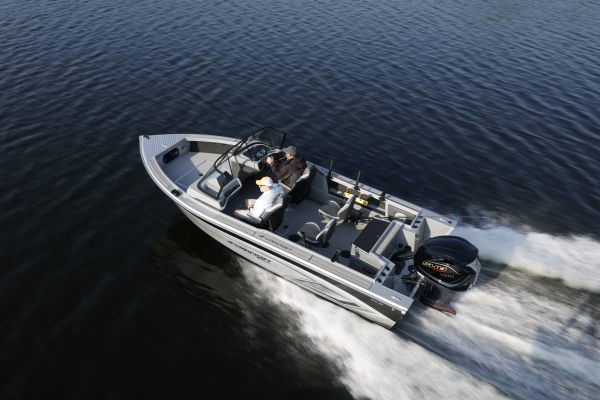 Starcraft Marine Fishing Boat Mariner 210 XT