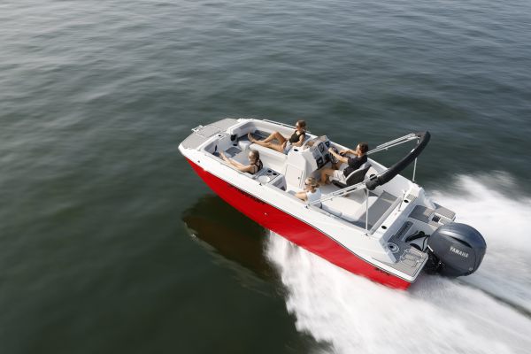 Starcraft Marine Fiberglass Boat SVX 190 OB