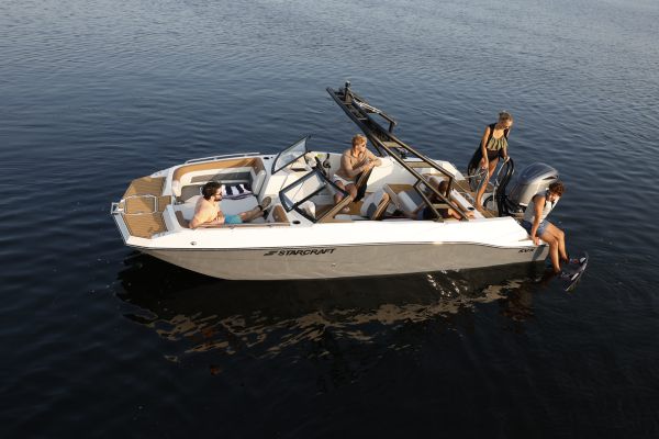 Starcraft Marine Fiberglass Boat SVX 210 OB