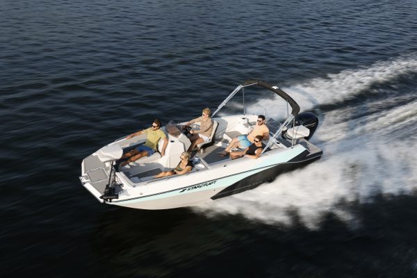 Starcraft Marine Fiberglass Boat SVX 211 OB