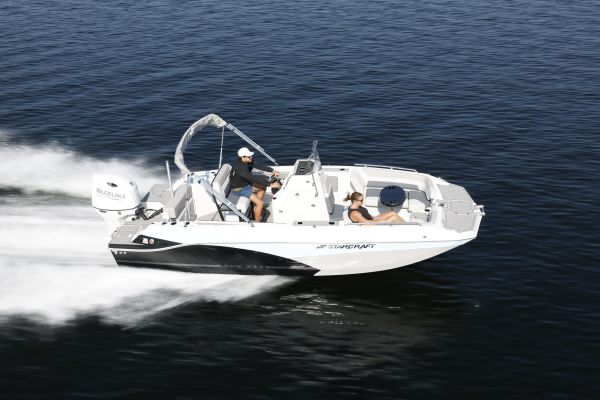 Starcraft Fiberglass Boat SVX 211 CC OB