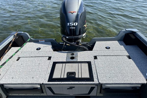 Starcraft Marine Delta 188 DC with SE Pkg Fishing Boats