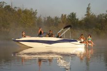 SVX 230 IO Starcraft Marine Fiberglass Deckboat