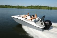 Starcraft Fiberglass Deckboat SV 16 OB