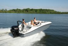 Starcraft Fiberglass Deckboat SV 16 OB