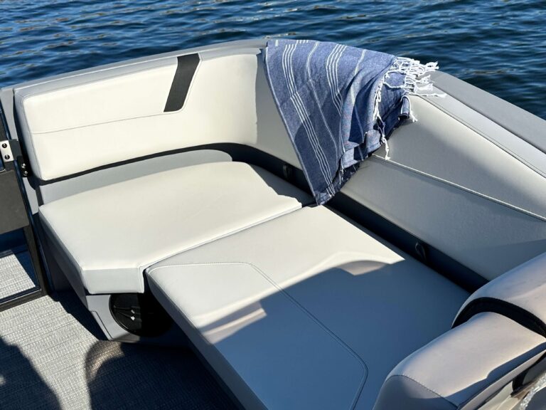 Starcraft Marine Pontoon Boat GX 22 R DH Sport